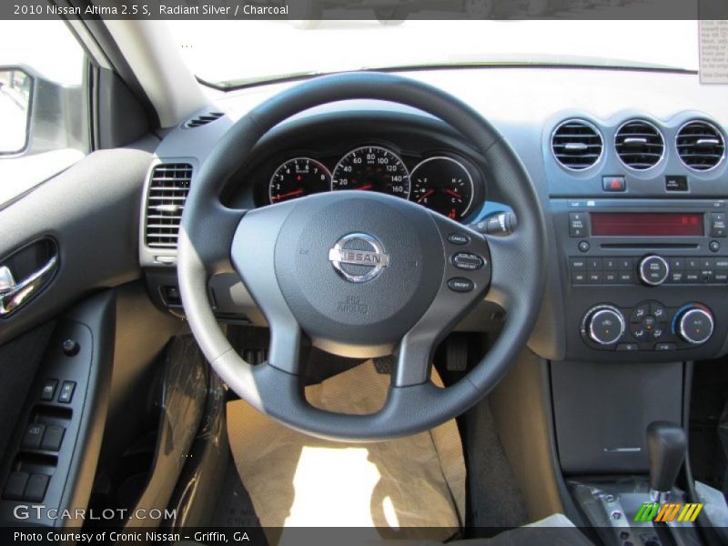 Radiant Silver / Charcoal 2010 Nissan Altima 2.5 S