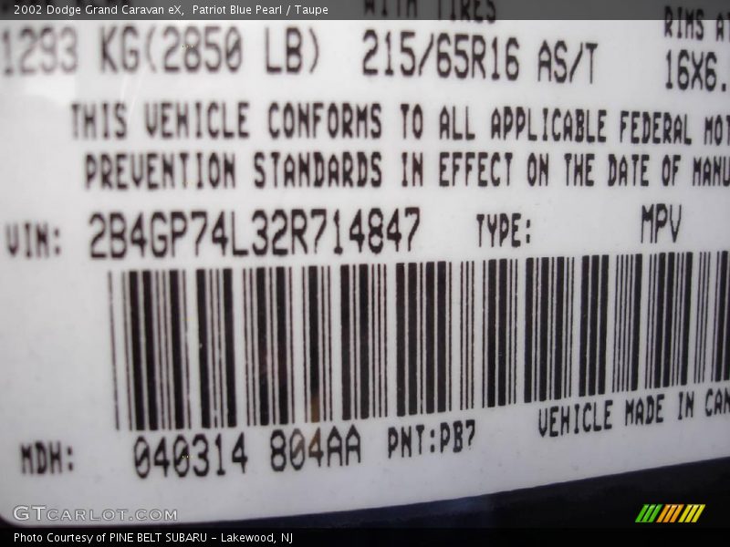Patriot Blue Pearl / Taupe 2002 Dodge Grand Caravan eX