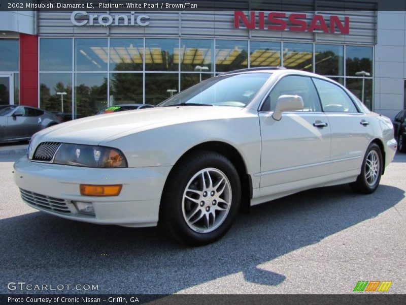 Platinum White Pearl / Brown/Tan 2002 Mitsubishi Diamante LS