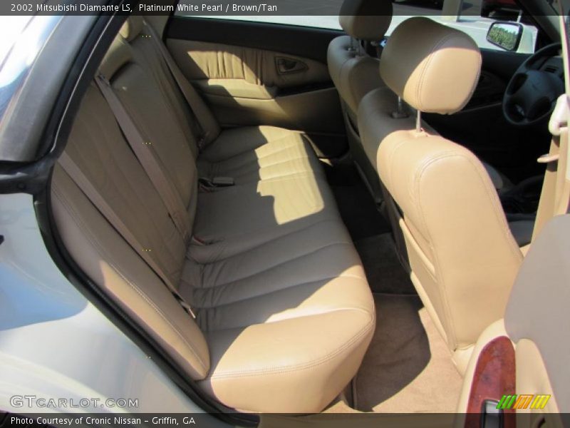 Platinum White Pearl / Brown/Tan 2002 Mitsubishi Diamante LS