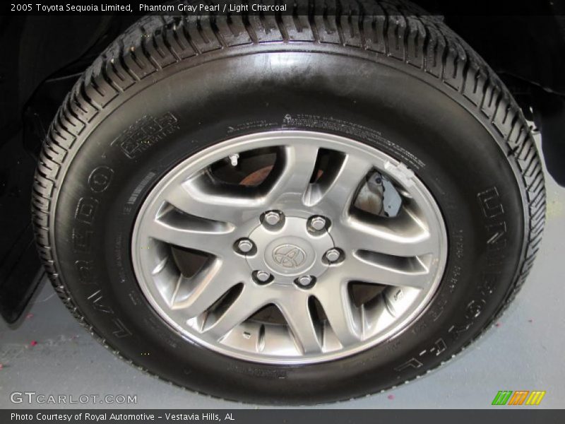 Phantom Gray Pearl / Light Charcoal 2005 Toyota Sequoia Limited
