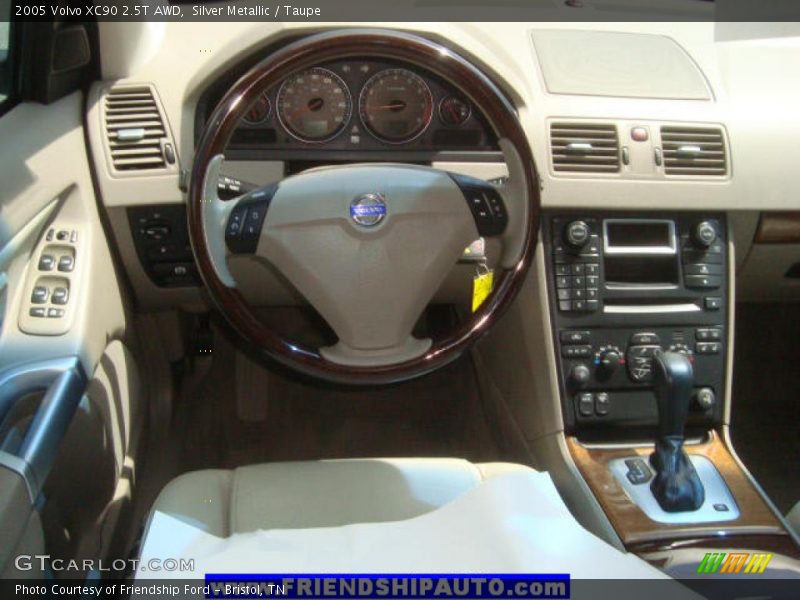 Silver Metallic / Taupe 2005 Volvo XC90 2.5T AWD