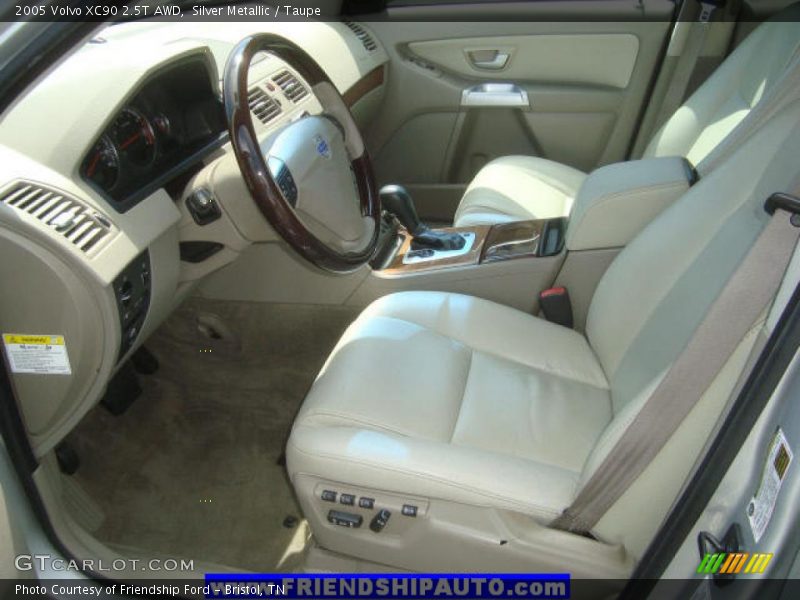 Silver Metallic / Taupe 2005 Volvo XC90 2.5T AWD