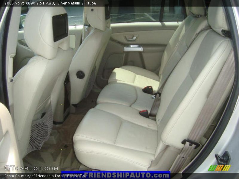 Silver Metallic / Taupe 2005 Volvo XC90 2.5T AWD