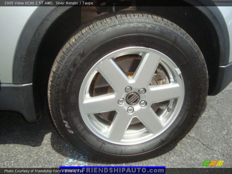 Silver Metallic / Taupe 2005 Volvo XC90 2.5T AWD