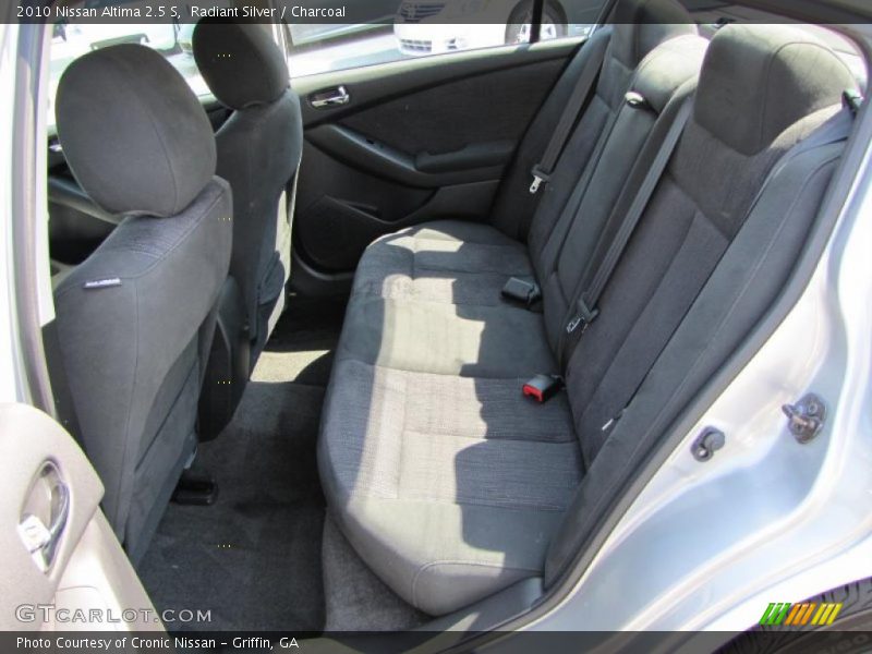 Radiant Silver / Charcoal 2010 Nissan Altima 2.5 S