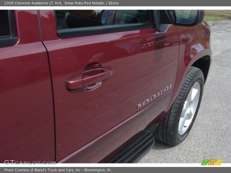 Deep Ruby Red Metallic / Ebony 2008 Chevrolet Avalanche LT 4x4