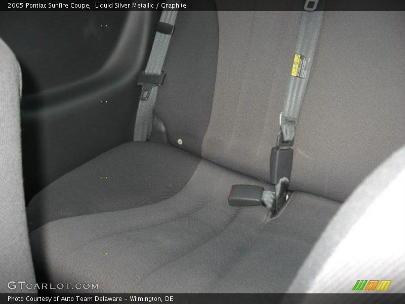 Liquid Silver Metallic / Graphite 2005 Pontiac Sunfire Coupe