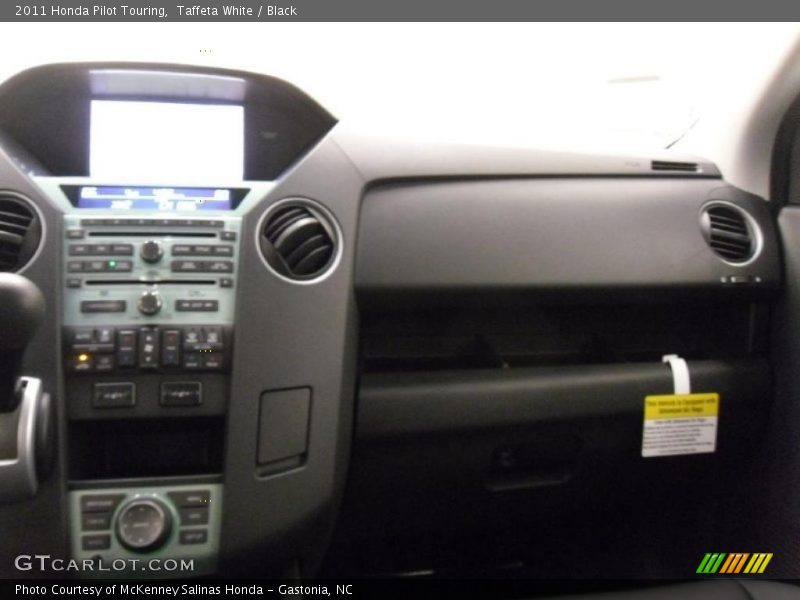 Taffeta White / Black 2011 Honda Pilot Touring