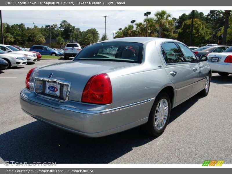 Pewter Metallic / Light Camel 2006 Lincoln Town Car Signature Limited