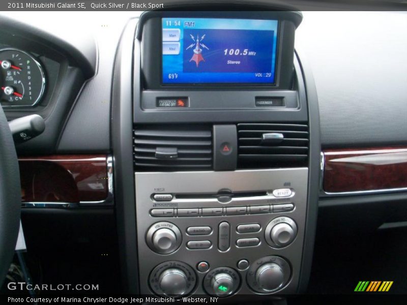 Quick Silver / Black Sport 2011 Mitsubishi Galant SE