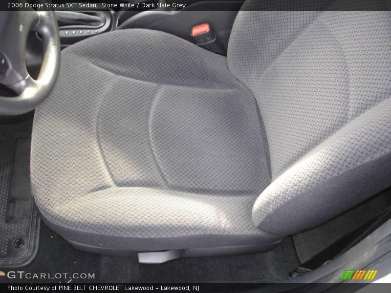 Stone White / Dark Slate Grey 2006 Dodge Stratus SXT Sedan