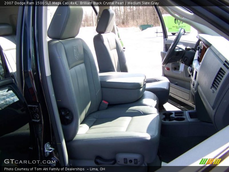 Brilliant Black Crystal Pearl / Medium Slate Gray 2007 Dodge Ram 1500 SLT Mega Cab 4x4