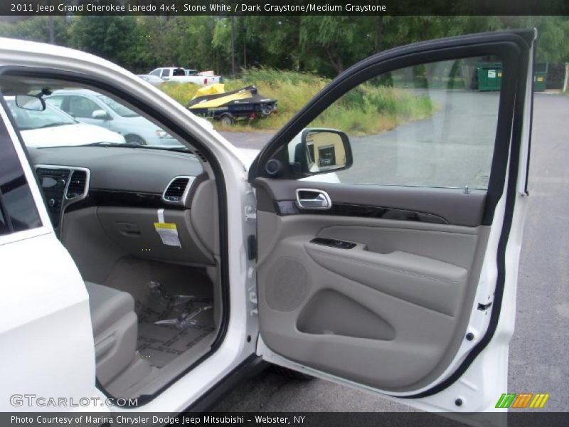 Stone White / Dark Graystone/Medium Graystone 2011 Jeep Grand Cherokee Laredo 4x4