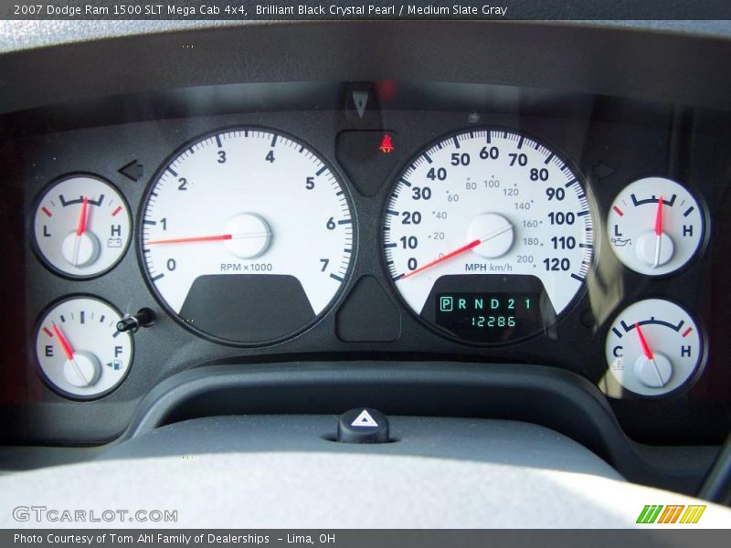 Brilliant Black Crystal Pearl / Medium Slate Gray 2007 Dodge Ram 1500 SLT Mega Cab 4x4