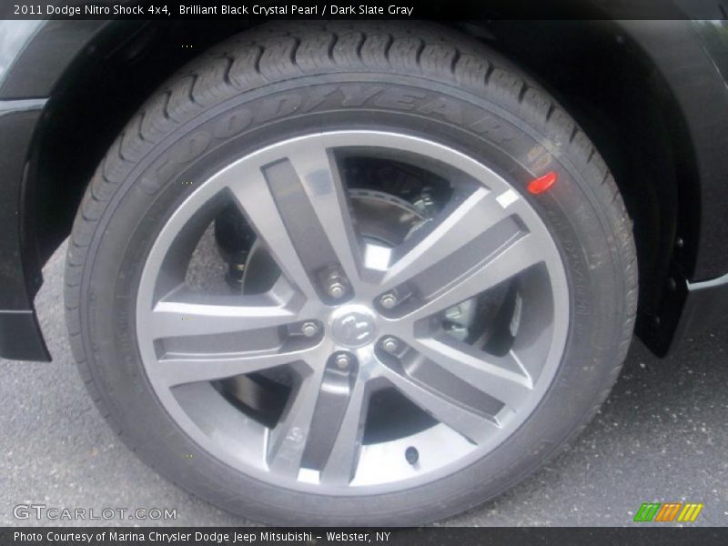 Brilliant Black Crystal Pearl / Dark Slate Gray 2011 Dodge Nitro Shock 4x4