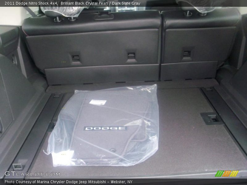 Brilliant Black Crystal Pearl / Dark Slate Gray 2011 Dodge Nitro Shock 4x4
