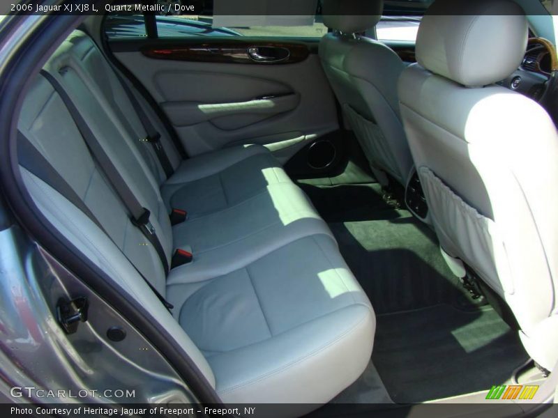 Quartz Metallic / Dove 2006 Jaguar XJ XJ8 L