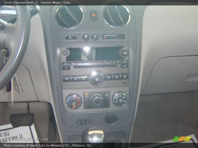 Summit White / Gray 2009 Chevrolet HHR LT