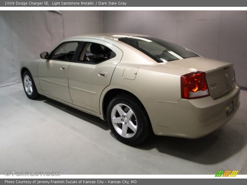 Light Sandstone Metallic / Dark Slate Gray 2009 Dodge Charger SE