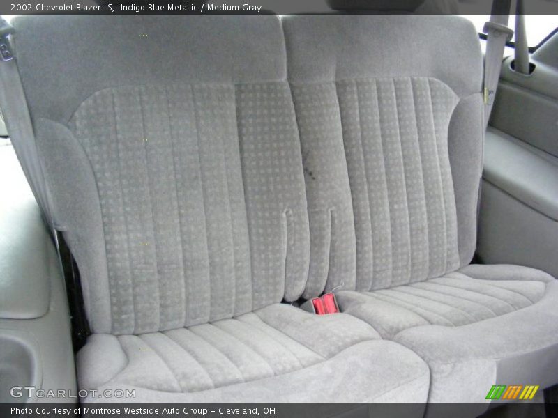Indigo Blue Metallic / Medium Gray 2002 Chevrolet Blazer LS