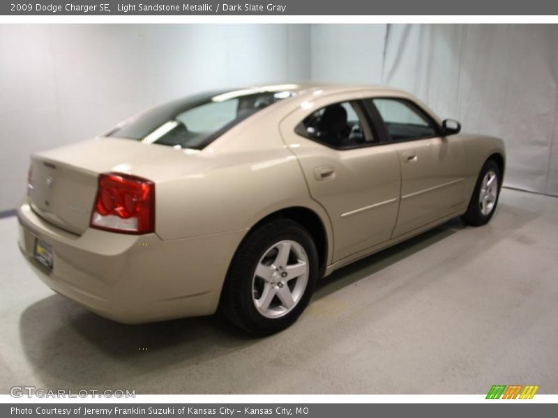 Light Sandstone Metallic / Dark Slate Gray 2009 Dodge Charger SE