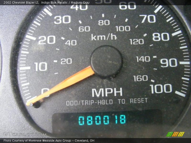 Indigo Blue Metallic / Medium Gray 2002 Chevrolet Blazer LS