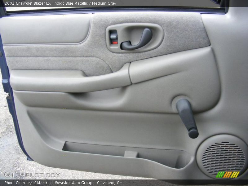 Indigo Blue Metallic / Medium Gray 2002 Chevrolet Blazer LS
