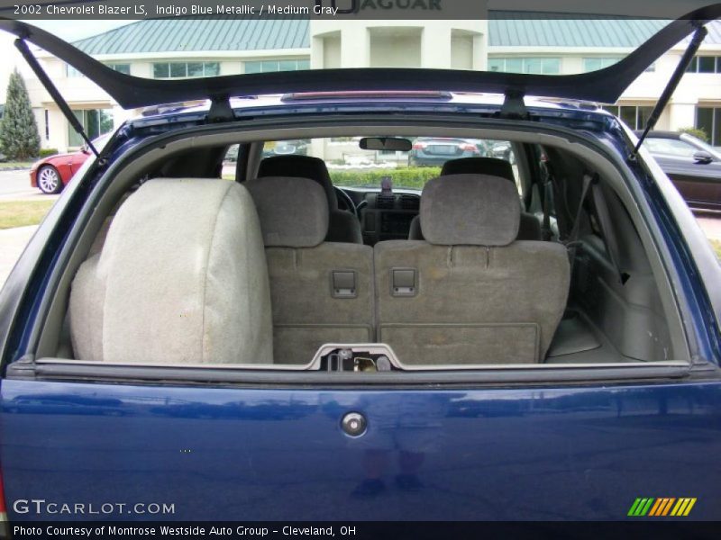 Indigo Blue Metallic / Medium Gray 2002 Chevrolet Blazer LS