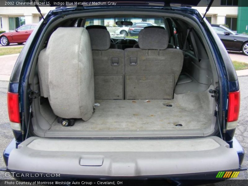 Indigo Blue Metallic / Medium Gray 2002 Chevrolet Blazer LS
