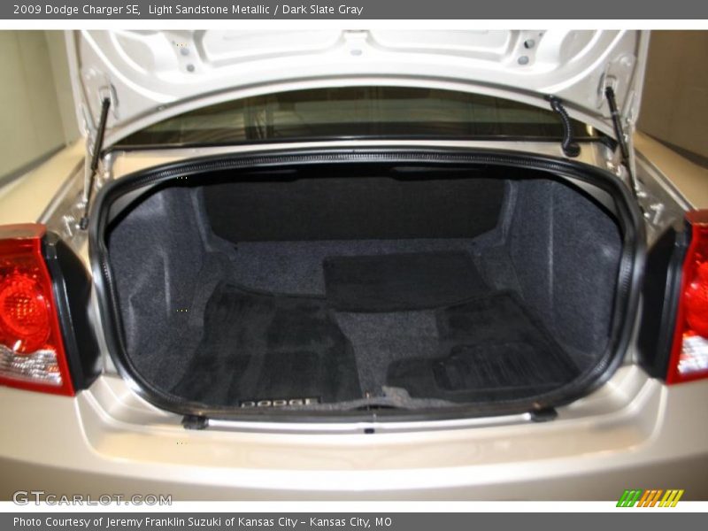Light Sandstone Metallic / Dark Slate Gray 2009 Dodge Charger SE