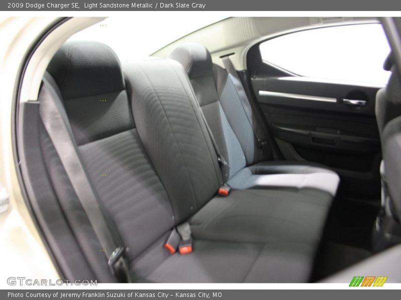 Light Sandstone Metallic / Dark Slate Gray 2009 Dodge Charger SE