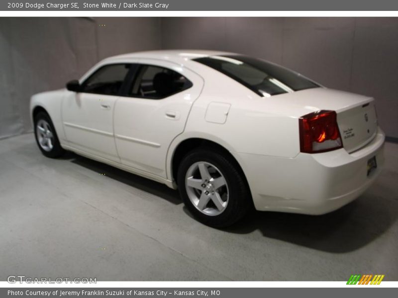 Stone White / Dark Slate Gray 2009 Dodge Charger SE