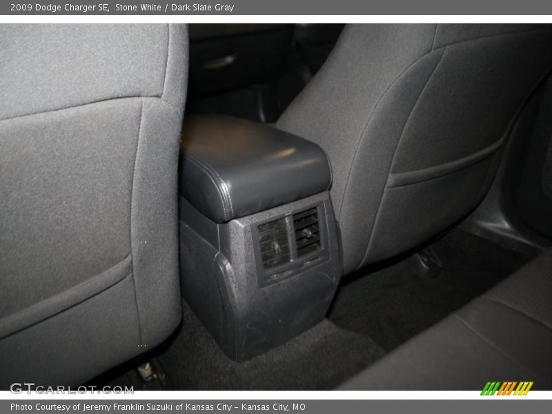 Stone White / Dark Slate Gray 2009 Dodge Charger SE