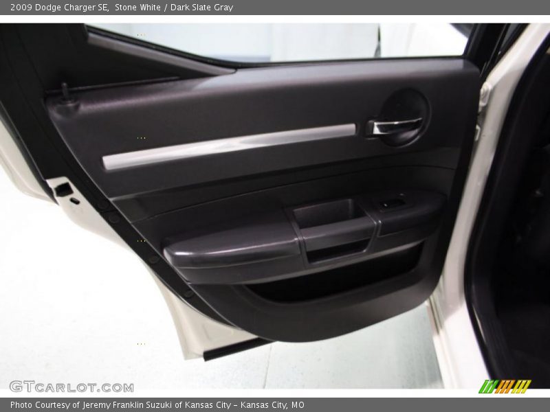 Stone White / Dark Slate Gray 2009 Dodge Charger SE