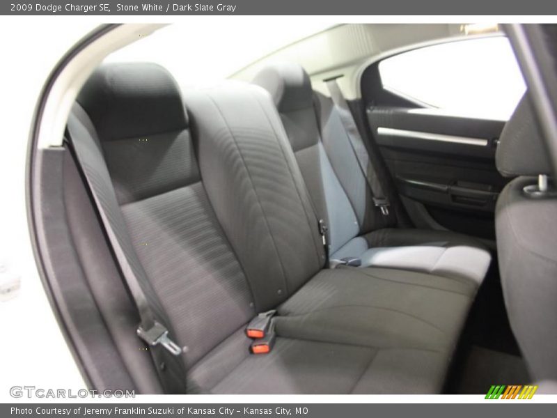 Stone White / Dark Slate Gray 2009 Dodge Charger SE