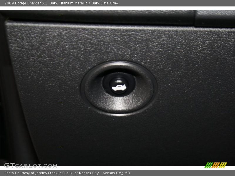 Dark Titanium Metallic / Dark Slate Gray 2009 Dodge Charger SE
