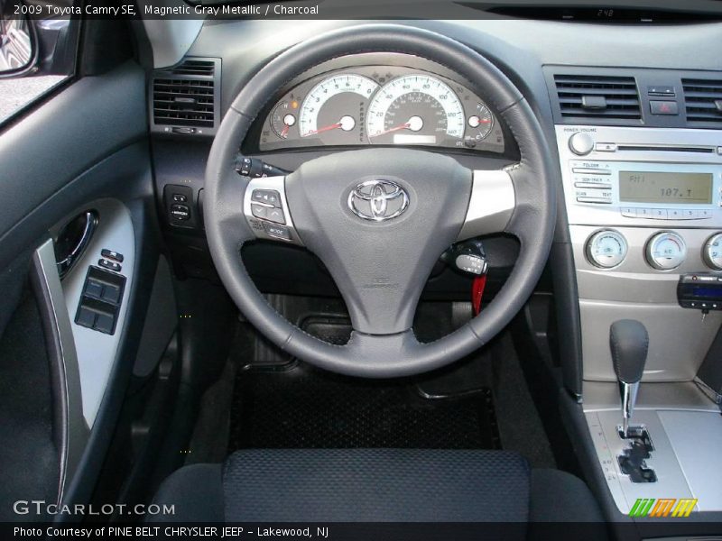 Magnetic Gray Metallic / Charcoal 2009 Toyota Camry SE