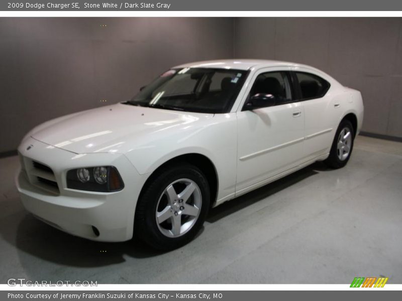 Stone White / Dark Slate Gray 2009 Dodge Charger SE