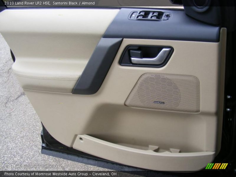 Santorini Black / Almond 2010 Land Rover LR2 HSE