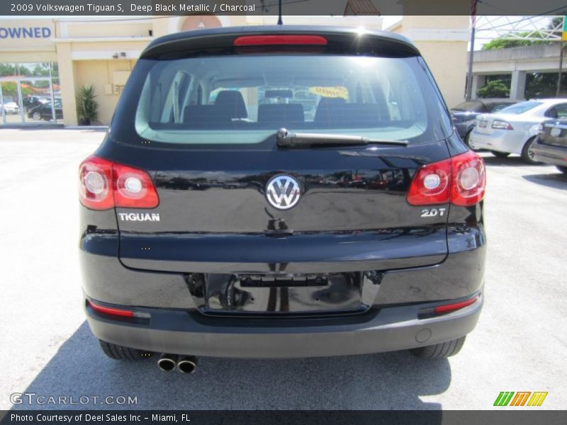 Deep Black Metallic / Charcoal 2009 Volkswagen Tiguan S