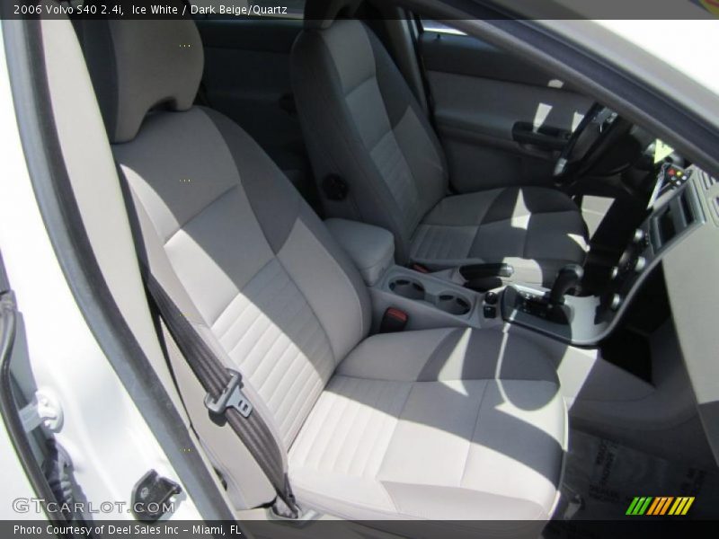 Ice White / Dark Beige/Quartz 2006 Volvo S40 2.4i