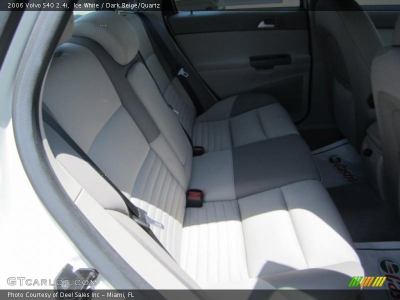Ice White / Dark Beige/Quartz 2006 Volvo S40 2.4i