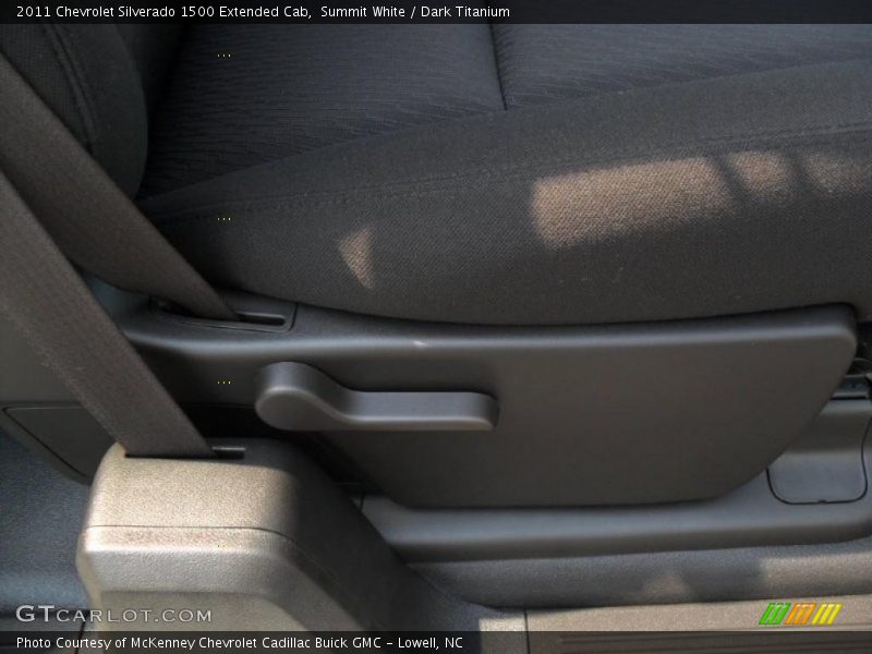 Summit White / Dark Titanium 2011 Chevrolet Silverado 1500 Extended Cab