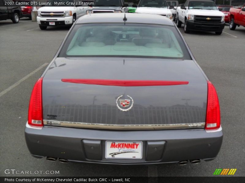 Mystic Gray / Titanium 2007 Cadillac DTS Luxury
