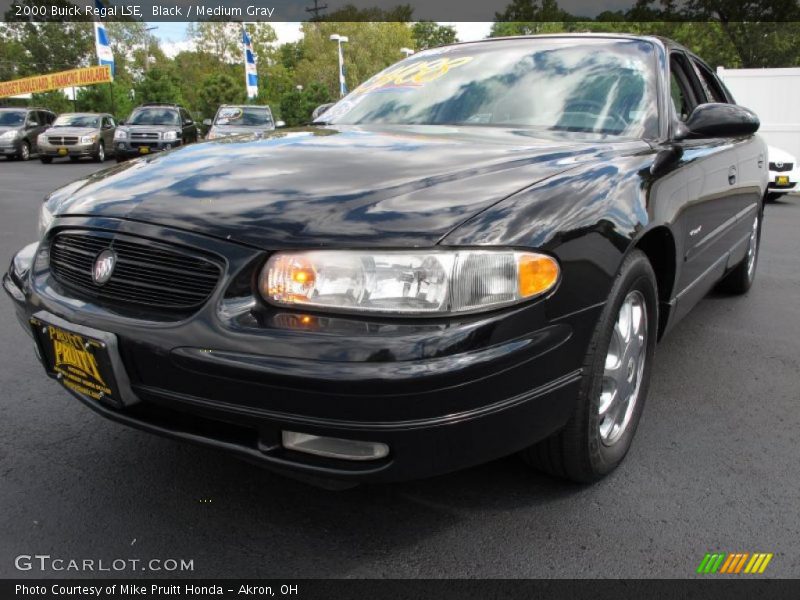 Black / Medium Gray 2000 Buick Regal LSE
