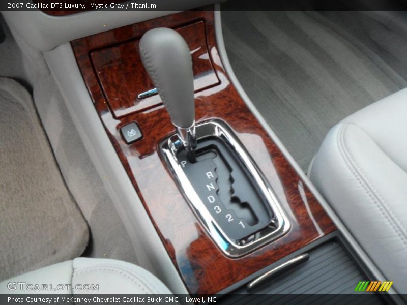 Mystic Gray / Titanium 2007 Cadillac DTS Luxury