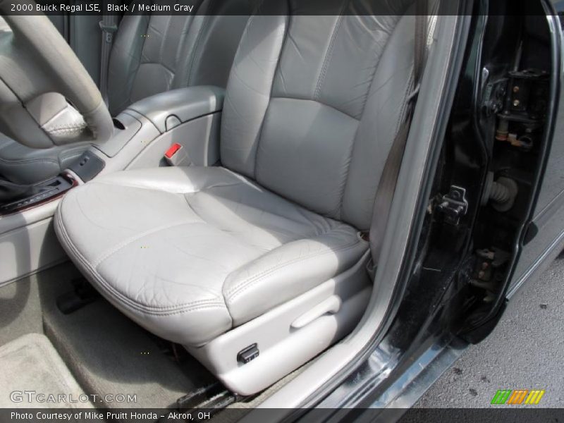 Black / Medium Gray 2000 Buick Regal LSE