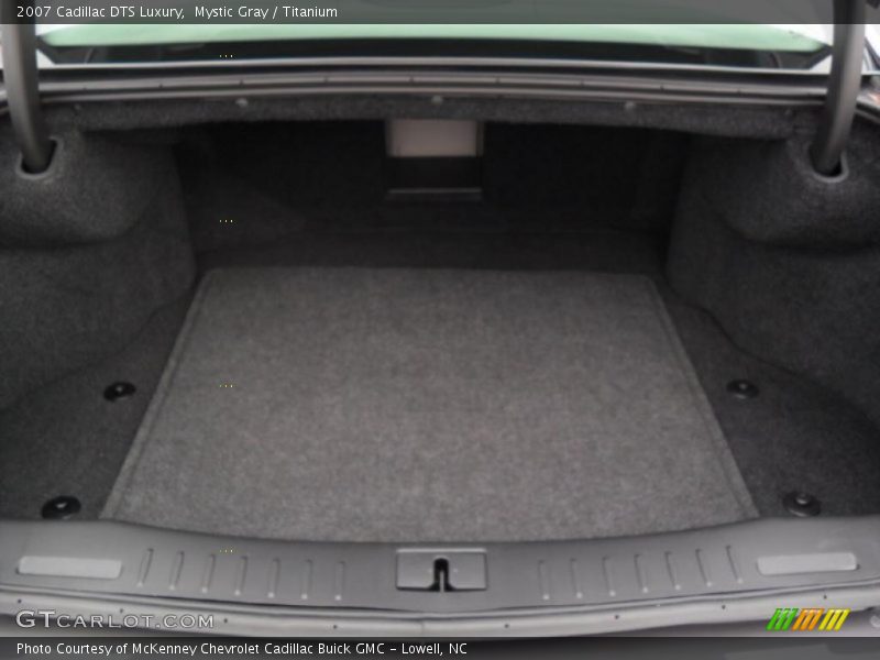 Mystic Gray / Titanium 2007 Cadillac DTS Luxury