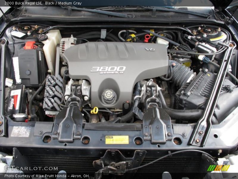 Black / Medium Gray 2000 Buick Regal LSE